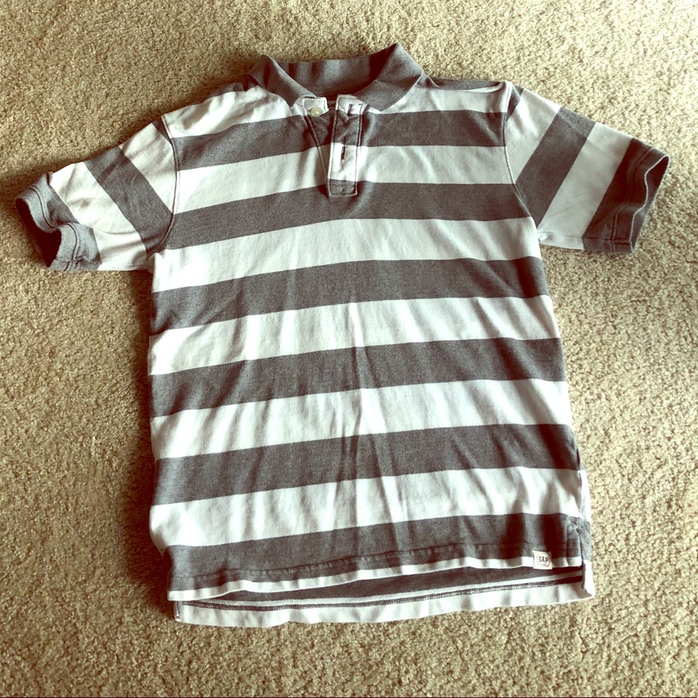 Boys GAP gray & white polo-style shirt